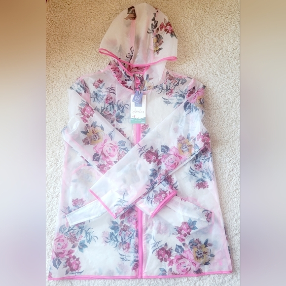 NWT Joules floral raincoat size Y12 2 pockets w hood